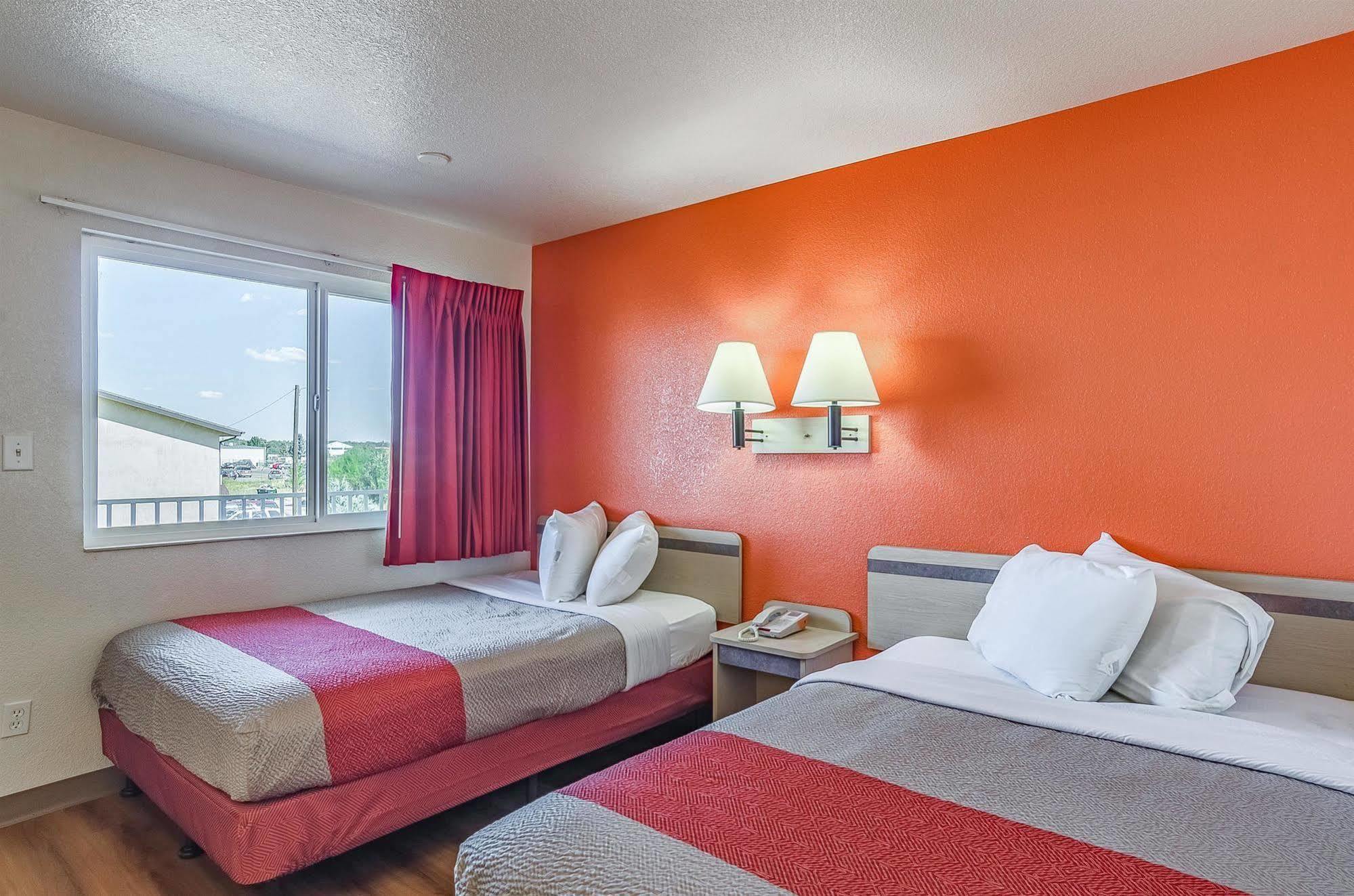 Park Inn By Radisson, Cheyenne Bagian luar foto